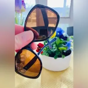 Oakley | Accessories | Oakley News Flash Sunglasses Tortoise  display picture 2